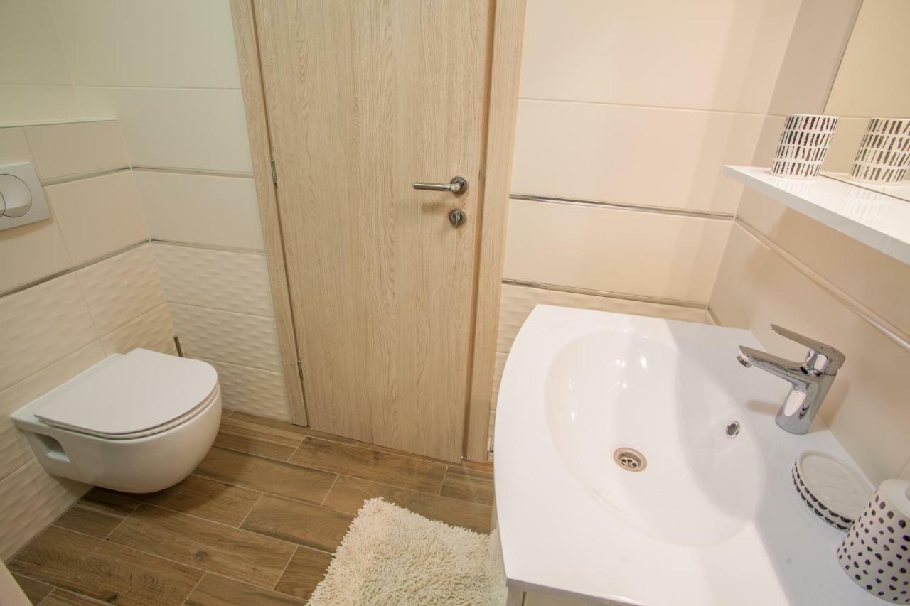 Apartment D เซรส ภายนอก รูปภาพ