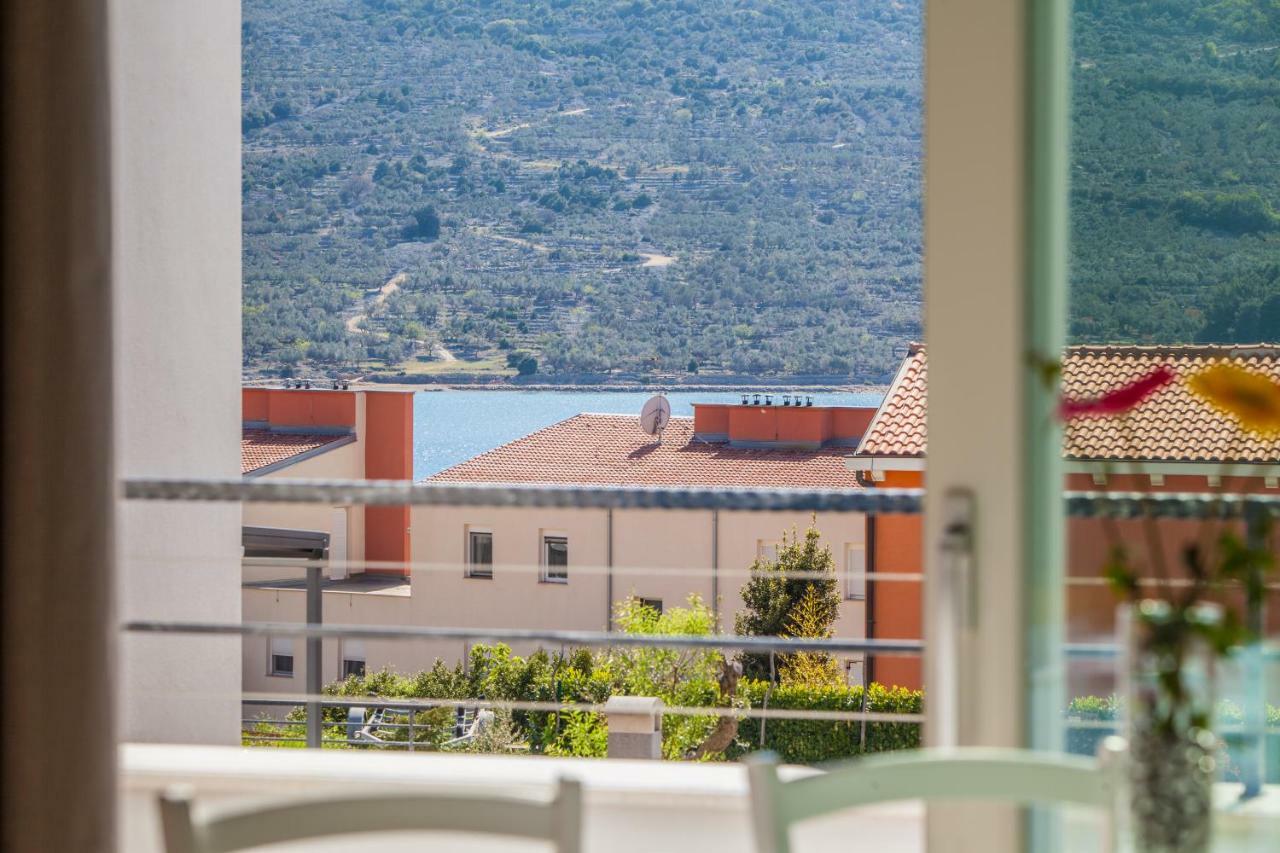 Apartment D เซรส ภายนอก รูปภาพ